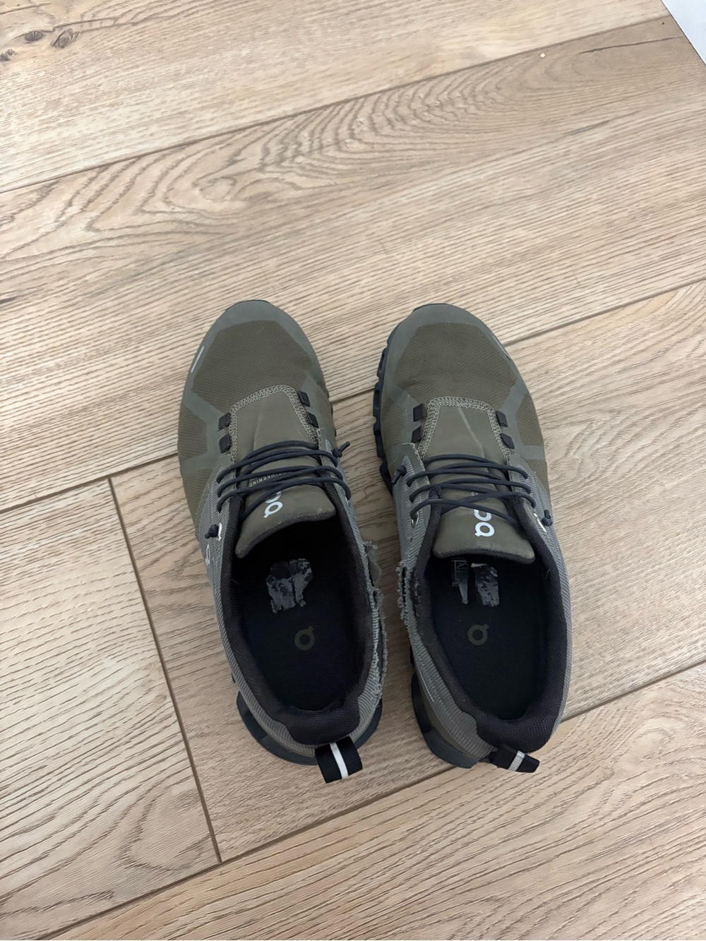 On Cloud Olive Green Women's Lightweight Sneakers